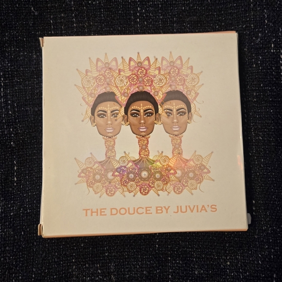 Juvia's Place The Douce Palette - Picture 2 of 8